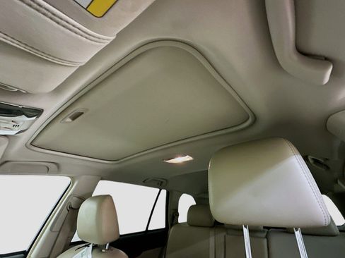 Used 2011 Subaru Outback 2.5i Limited w/ PWR Moonroof Pkg image 14