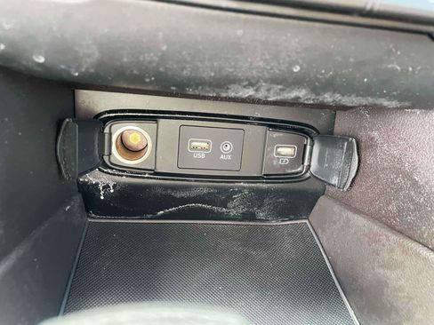 Used 2019 Hyundai Santa Fe SE FWD image 15