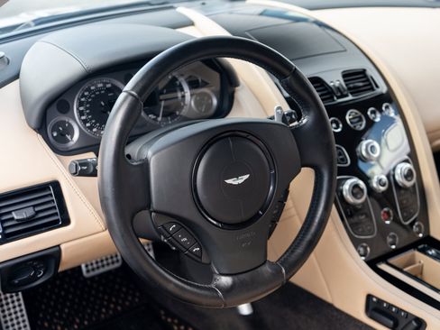 Used 2016 Aston Martin V8 Vantage S RWD image 11