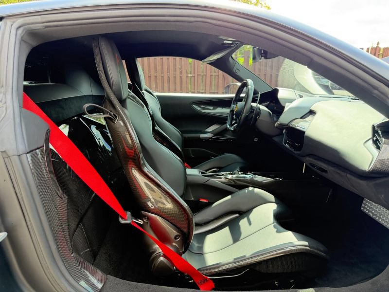 Used 2022 Ferrari SF90 Stradale AWD/4WD image 16
