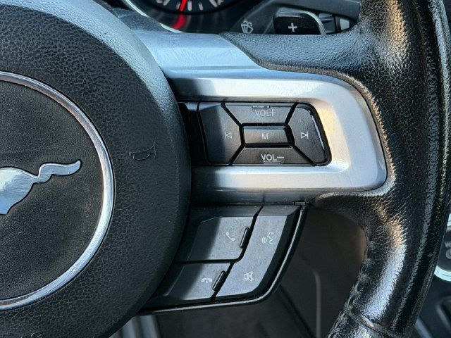 Used 2015 Ford Mustang Coupe RWD image 13