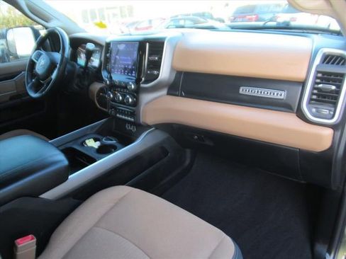 Used 2020 RAM 3500 Big Horn w/ Level 2 Equipment Group image 11