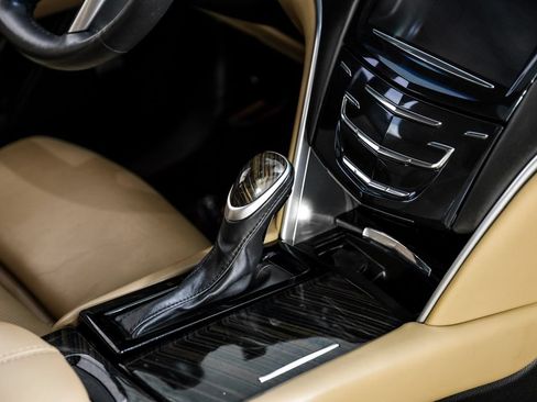 Used 2018 Cadillac XTS Platinum FWD image 22
