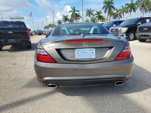 Used 2016 Mercedes-Benz SLK 300 image 5