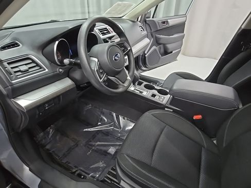 Used 2018 Subaru Outback 2.5i image 12