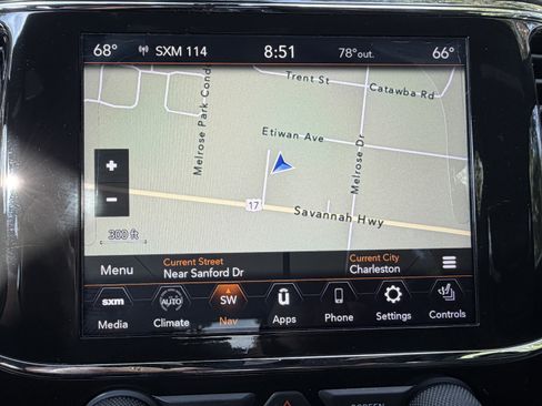 Used 2021 Jeep Grand Cherokee Limited w/ Premium Lighting Group AWD/4WD image 24