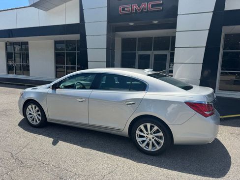 Certified 2015 Buick LaCrosse Leather FWD image 3