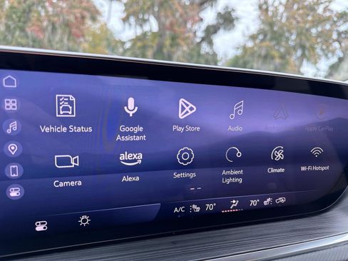 Used 2025 Buick Envision Preferred image 23