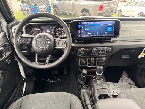 New 2026 Jeep Wrangler Unlimited Sport AWD/4WD image 18