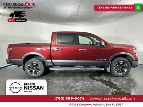 Certified 2021 Nissan Titan Platinum Reserve w/ Moonroof Package image 13