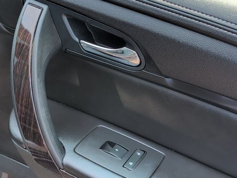 Used 2017 Chevrolet Traverse Premier AWD/4WD image 36
