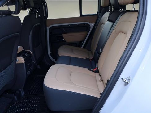 New 2026 Land Rover Defender 110 X AWD/4WD image 14