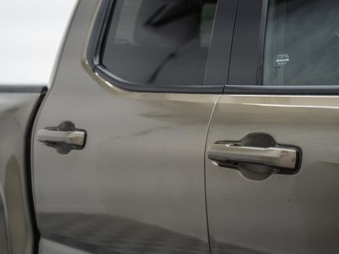 Certified 2025 Toyota Tacoma TRD Sport w/ TRD Sport Premium Package image 18