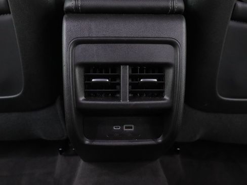 Certified 2024 Cadillac XT4 Premium Luxury image 23