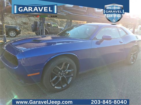 Used 2022 Dodge Challenger SXT w/ Blacktop Package image 4