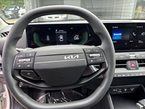 Used 2026 Kia K4 FWD image 20