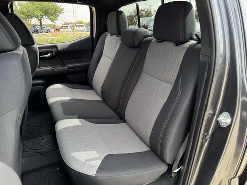 Used 2023 Toyota Tacoma TRD Off-Road w/ Technology Package AWD/4WD image 26