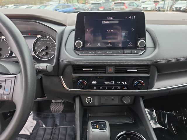 Used 2023 Nissan Rogue SV AWD/4WD image 15