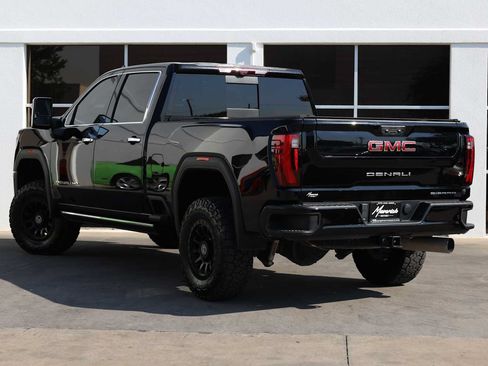 Used 2024 GMC Sierra 2500 Denali w/ Denali Reserve Package AWD/4WD image 11
