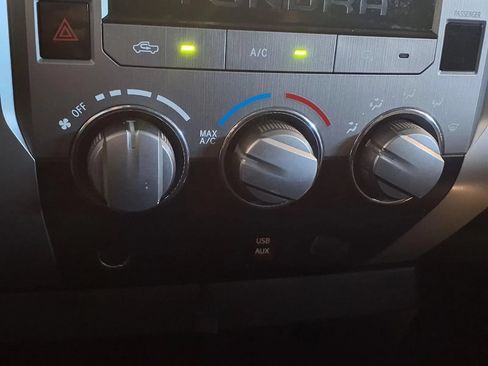 Used 2014 Toyota Tundra SR5 RWD image 19