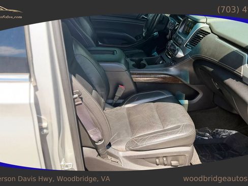 Used 2016 Chevrolet Suburban LT AWD/4WD image 19