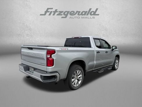 Used 2020 Chevrolet Silverado 1500 Custom w/ Custom Value Package AWD/4WD image 7
