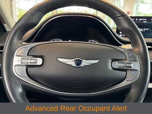 Used 2022 Genesis GV70 2.5T w/ Advanced Package AWD/4WD image 15