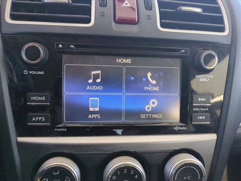 Used 2016 Subaru Crosstrek 2.0i Premium image 11