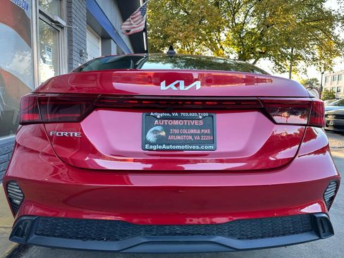 Used 2024 Kia Forte LXS image 4