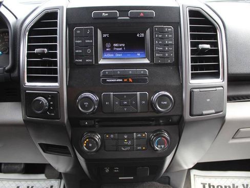 Used 2015 Ford F150 XLT AWD/4WD image 18