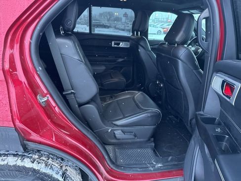 Used 2020 Ford Explorer ST w/ ST Street Pack image 11