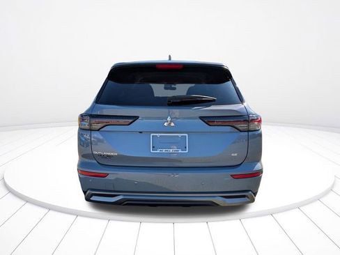 New 2026 Mitsubishi Outlander SE FWD image 4