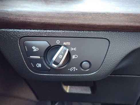 Used 2022 Audi Q5 2.0T Premium Plus image 25