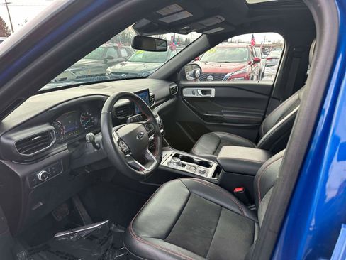 Used 2022 Ford Explorer ST-Line w/ Class IV Trailer Tow Package image 14