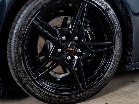 Used 2024 Chevrolet Corvette Stingray Coupe w/ 1LT image 11