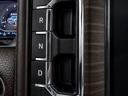 Used 2024 GMC Yukon XL Denali w/ Denali Reserve Package AWD/4WD image 29