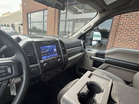 Used 2022 Ford F250 XLT AWD/4WD image 27