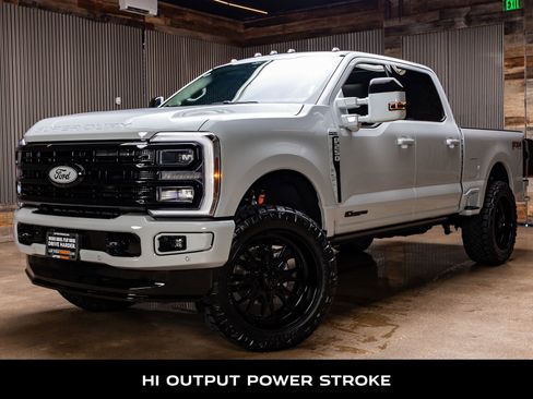 Used 2026 Ford F250 Platinum w/ Platinum Plus Package AWD/4WD image 5