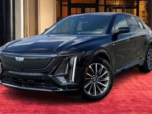 New 2026 Cadillac Lyriq Sport image 1