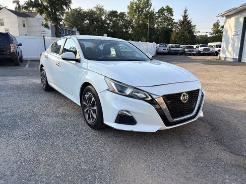 Used 2020 Nissan Altima 2.5 S FWD image 3