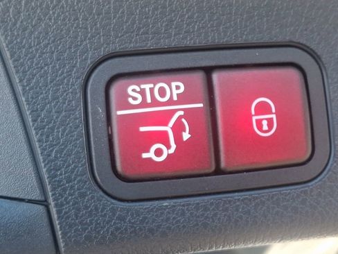 Used 2024 Mercedes-Benz GLB 250 GLB 250 image 29