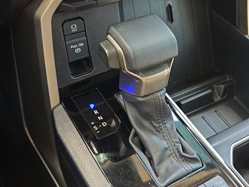 Used 2023 Toyota Tundra SR5 AWD/4WD image 18