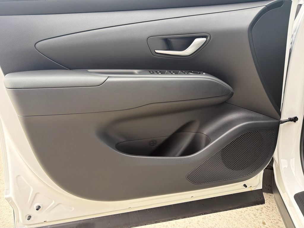 New 2026 Hyundai Tucson SEL Plus FWD image 17