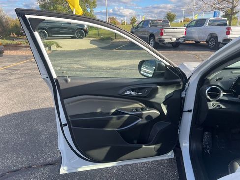 New 2026 Chevrolet Trax ACTIV image 7