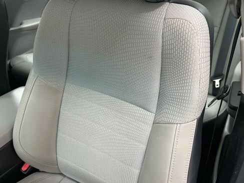 Used 2016 Toyota Camry SE image 23