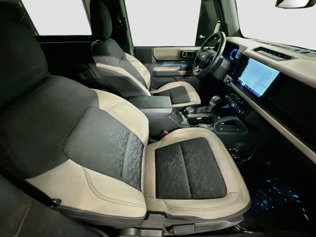 Used 2023 Ford Bronco Wildtrak AWD/4WD image 27