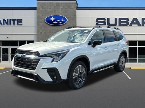 New 2025 Subaru Ascent Limited image 3