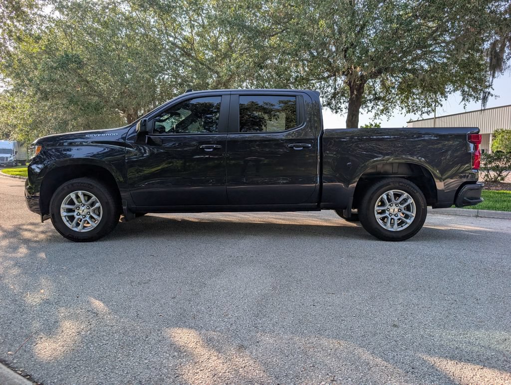 Used 2024 Chevrolet Silverado 1500 RST w/ Convenience Package II RWD image 5