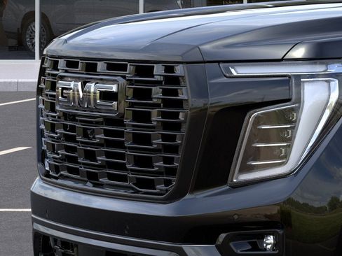 New 2026 GMC Yukon XL Denali Ultimate w/ LPO, Illumination Package AWD/4WD image 13