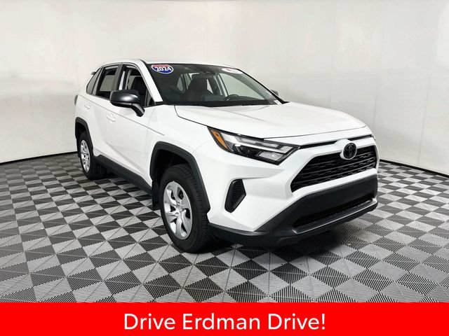 Certified 2024 Toyota RAV4 LE FWD image 1
